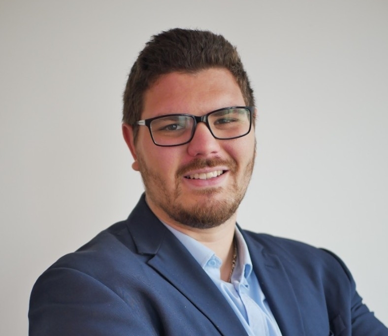 Charles Quillard, ingénieur d'affaires